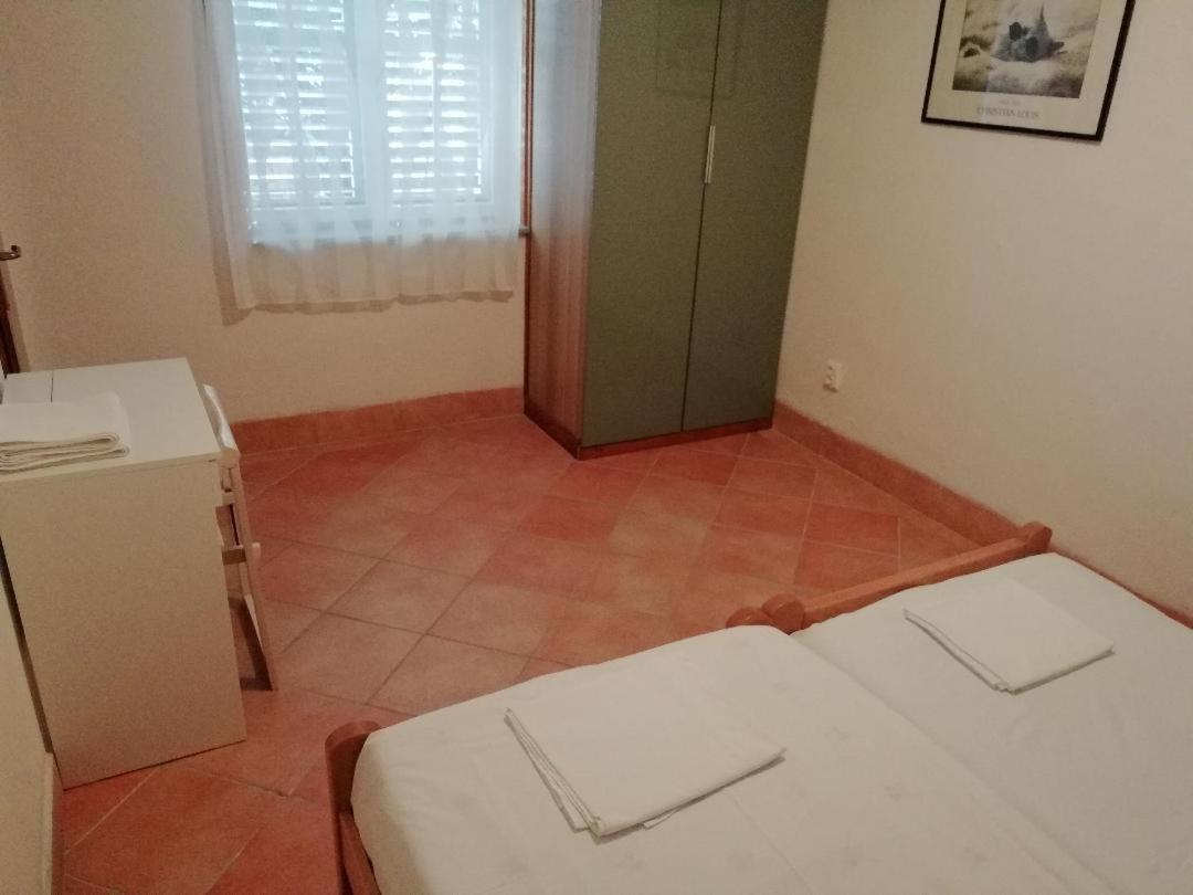 Apartments Mia Starigrad Paklenica Eksteriør bilde